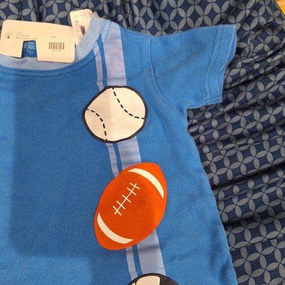 sports fan outfit baby connection 6 to 9 months - Picture 2 of 10